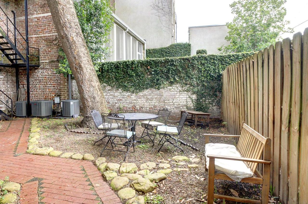 Oglethorpe Manor Garden Level Διαμέρισμα Σαβάνα Εξωτερικό φωτογραφία